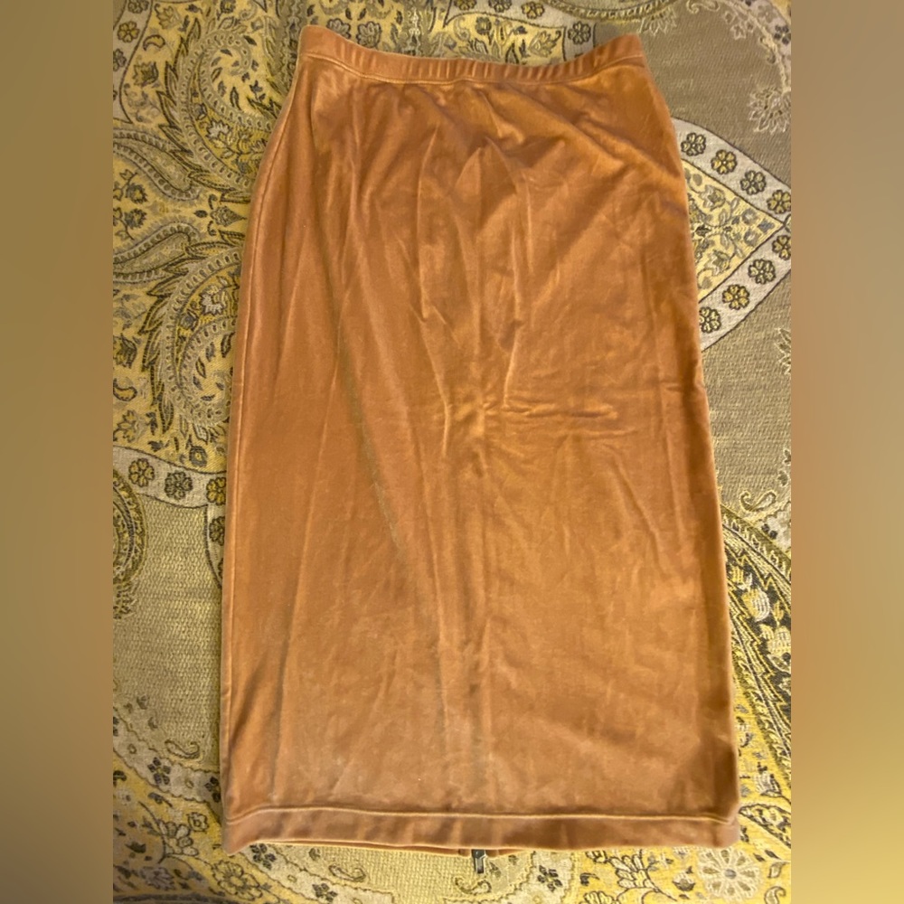 Honey 🍯 Colored Velvet Upcycled Skirt with Full Zipper Urban Renewal Size Small